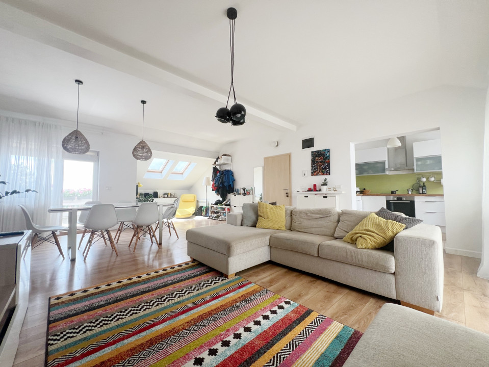 Apartament 3 camere, decomandat, 115mp, terase 26mp, etajul 3, în Giroc/Planete 