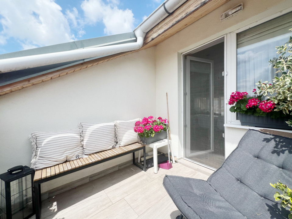 Apartament 3 camere, decomandat, 115mp, terase 26mp, etajul 3, în Giroc/Planete 