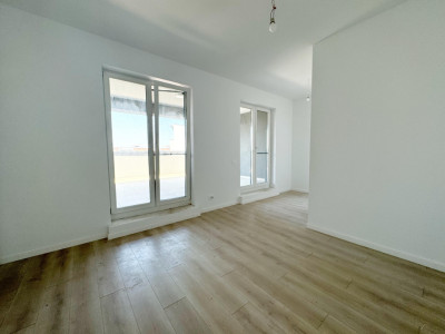 Penthouse 3 camere,semdecomandat,75.4 mp utili - Aradului
