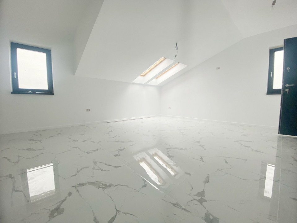 Apartament decomandat 3 camere, 72mp utili, etaj 3/3, zona Mosnita Noua