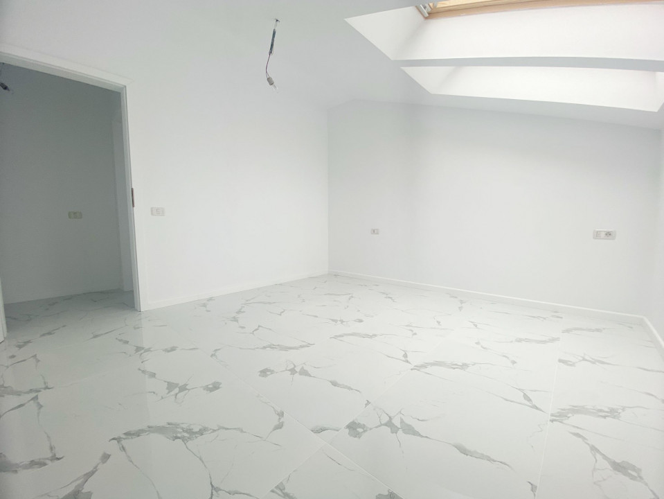Apartament decomandat 3 camere, 72mp utili, etaj 3/3, zona Mosnita Noua
