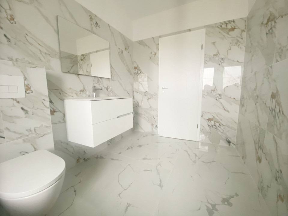 Apartament decomandat 3 camere, 72mp utili, etaj 3/3, zona Mosnita Noua