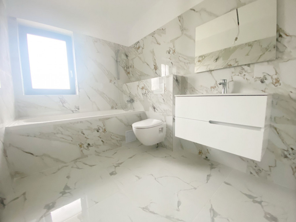 Apartament decomandat 3 camere, 72mp utili, etaj 3/3, zona Mosnita Noua