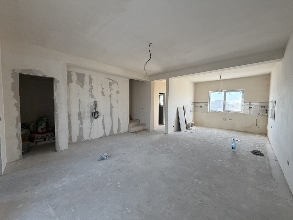 Duplex,  4 camere, 312mp teren, 95mp utili -  Sacalaz