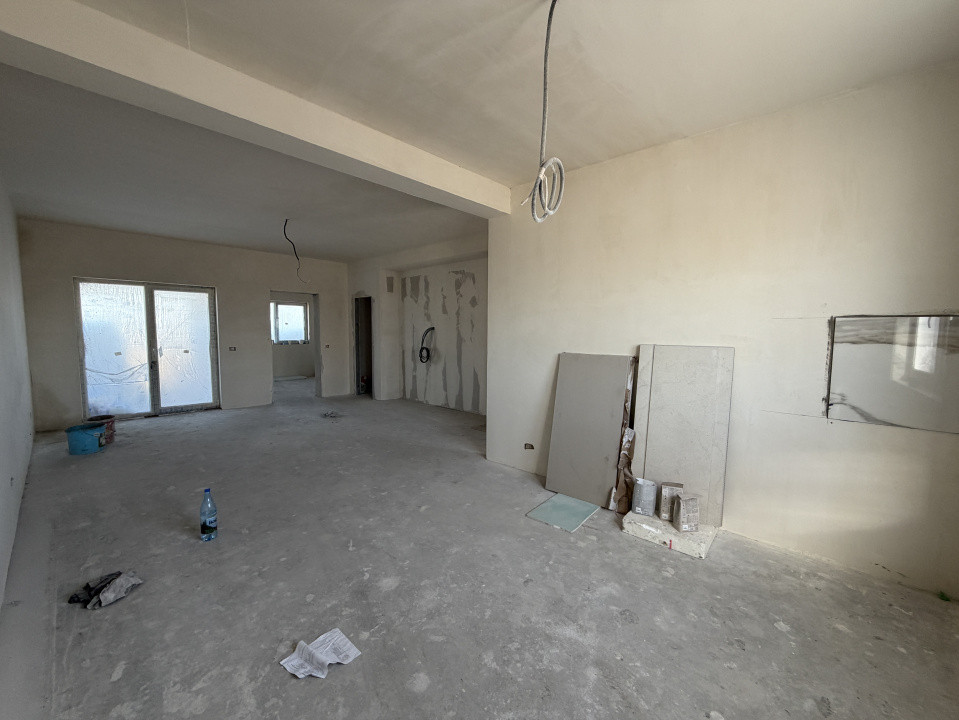 Duplex,  4 camere, 312mp teren, 95mp utili -  Sacalaz