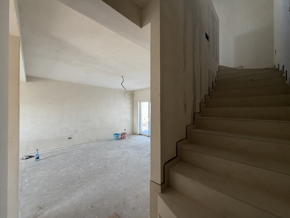 Duplex,  4 camere, 312mp teren, 95mp utili -  Sacalaz