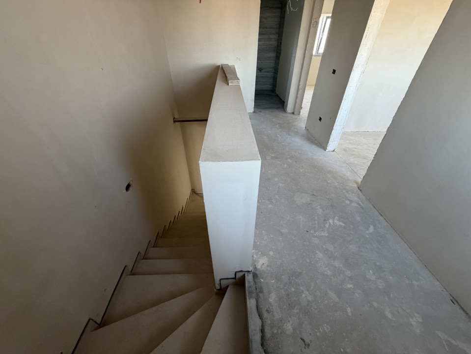 Duplex,  4 camere, 312mp teren, 95mp utili -  Sacalaz