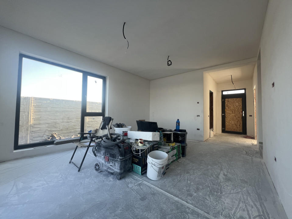 Duplex, 300mp teren, 105mp utili, la sosea COMISION 0% - Sacalaz