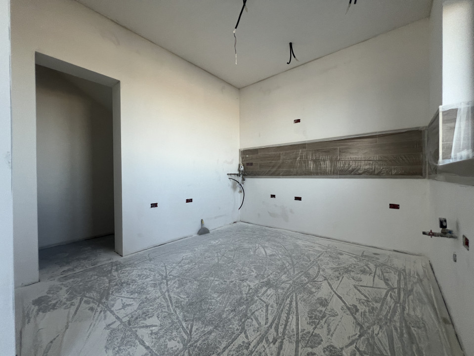 Duplex, 300mp teren, 105mp utili, la sosea COMISION 0% - Sacalaz