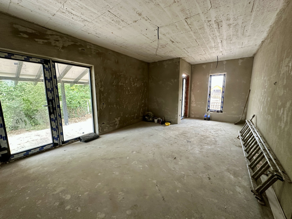 Casa 4 camere, 105 utili, 566 teren, pompa de caldura, Sanmihaiu Roman