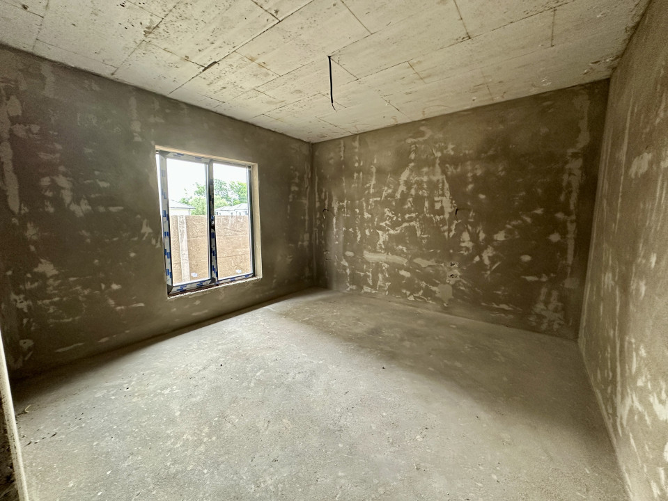 Casa 4 camere, 105 utili, 566 teren, pompa de caldura, Sanmihaiu Roman