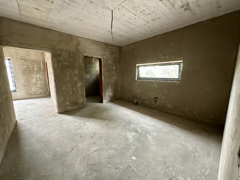 Casa 4 camere, 105 utili, 566 teren, pompa de caldura, Sanmihaiu Roman