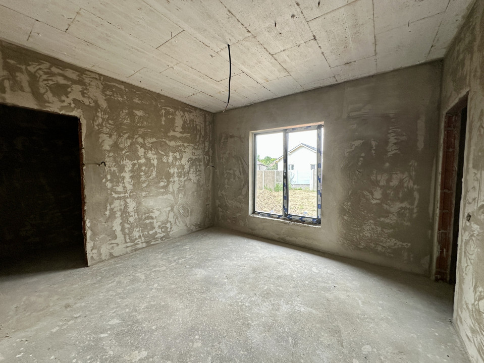 Casa 4 camere, 105 utili, 566 teren, pompa de caldura, Sanmihaiu Roman