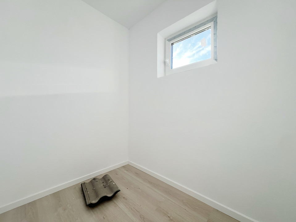 Duplex 4 camere, 120mp utili, 301mp teren, P+1+pod, toate utilitatile, Mosnita 