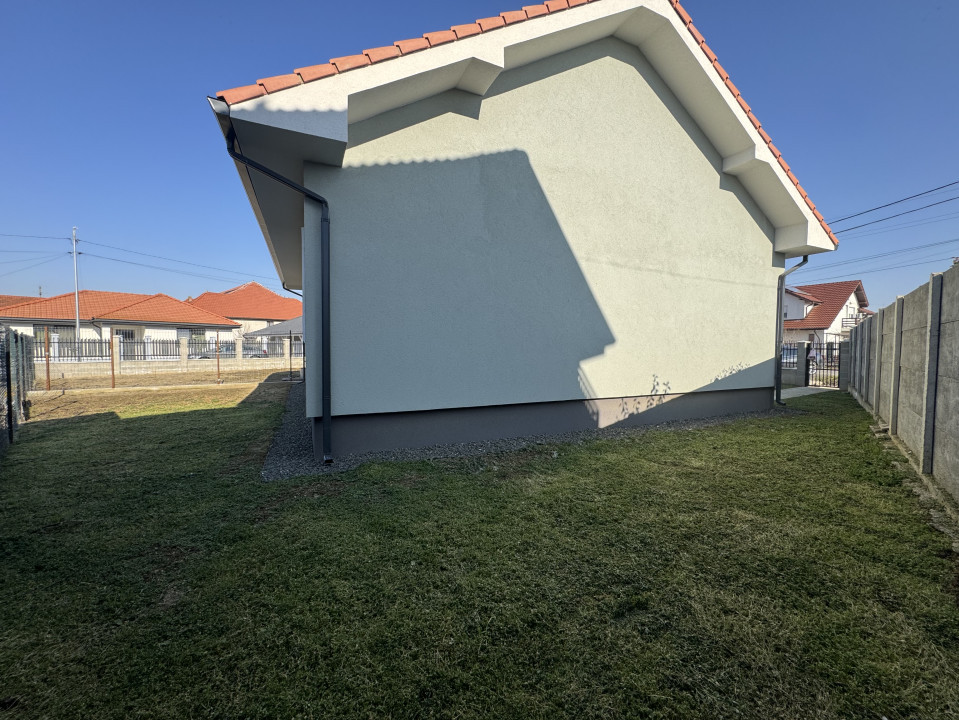 Duplex 3 camere, 80mp util, teren 280mp, P+Pod, Utvin