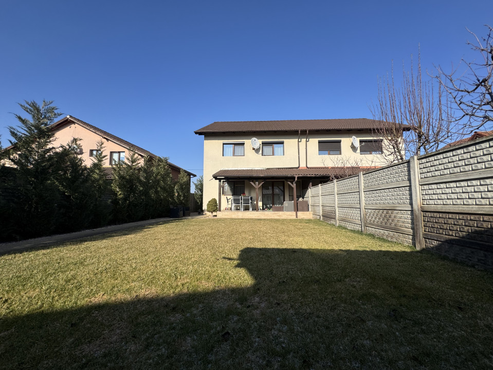 Duplex 4 camera, 120mp utili, 330mp teren-Mosnita Noua