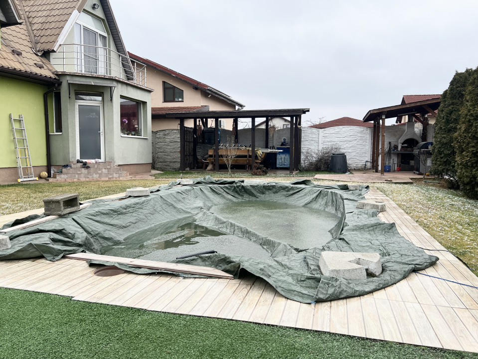 Casa Individuala, 170mp Utili, 500mp Teren, Piscina exterioara-Sacalaz