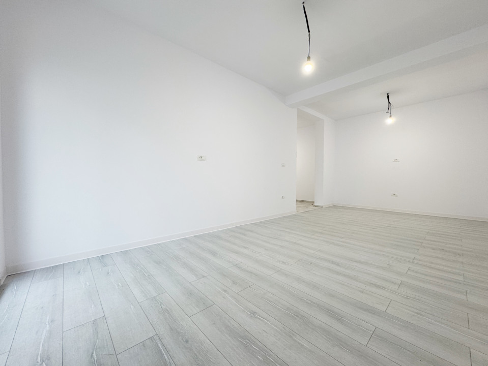 Apartament 2 camere, decomandat,55mp utili+8mp balcon, etaj 2/3-Giroc