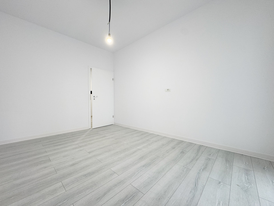 Apartament 2 camere, decomandat,55mp utili+8mp balcon, etaj 2/3-Giroc