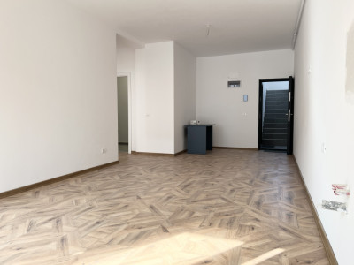 Apartament 2 camere,53mp utili, Loc de parcare in CF-  Torontalului
