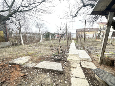 Casa individuala 4 camere, 386 mp teren - Ghiroda