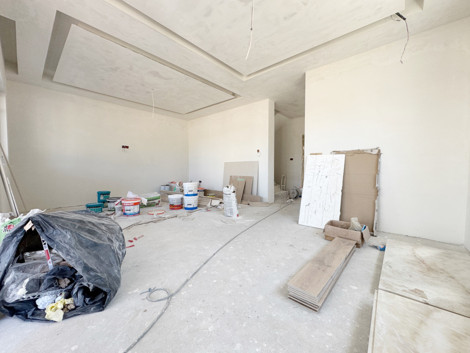 Duplex 4 camere, 126 mp utili, 334 mp teren - Giroc