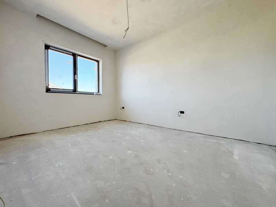 Duplex 4 camere, 126 mp utili, 334 mp teren - Giroc