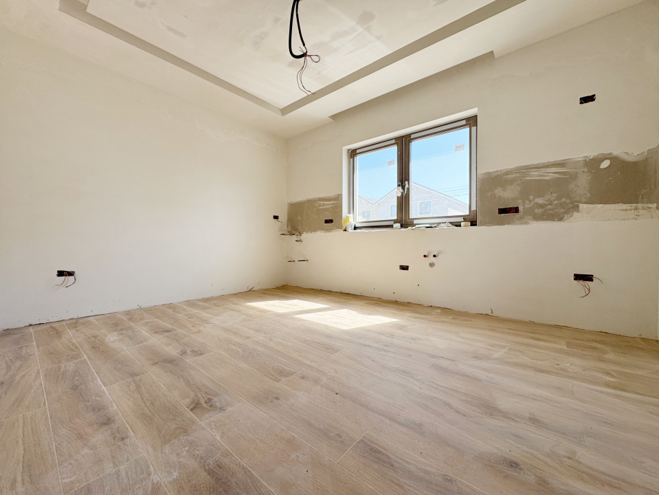 Duplex 4 camere, 126 mp utili, 334 mp teren - Giroc