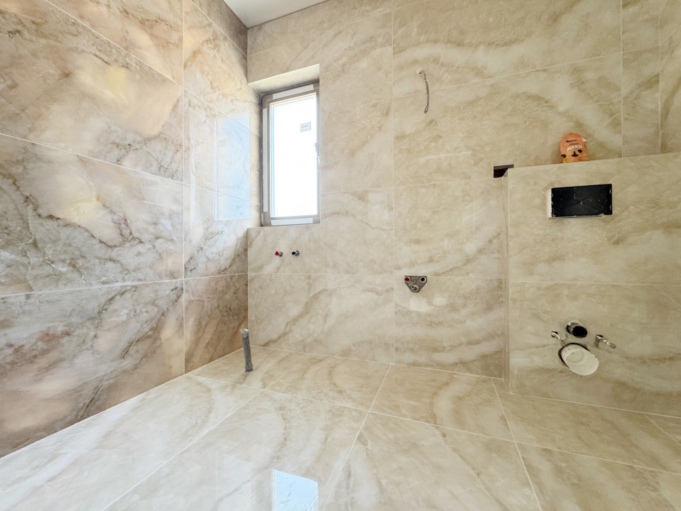 Duplex 4 camere, 126 mp utili, 334 mp teren - Giroc