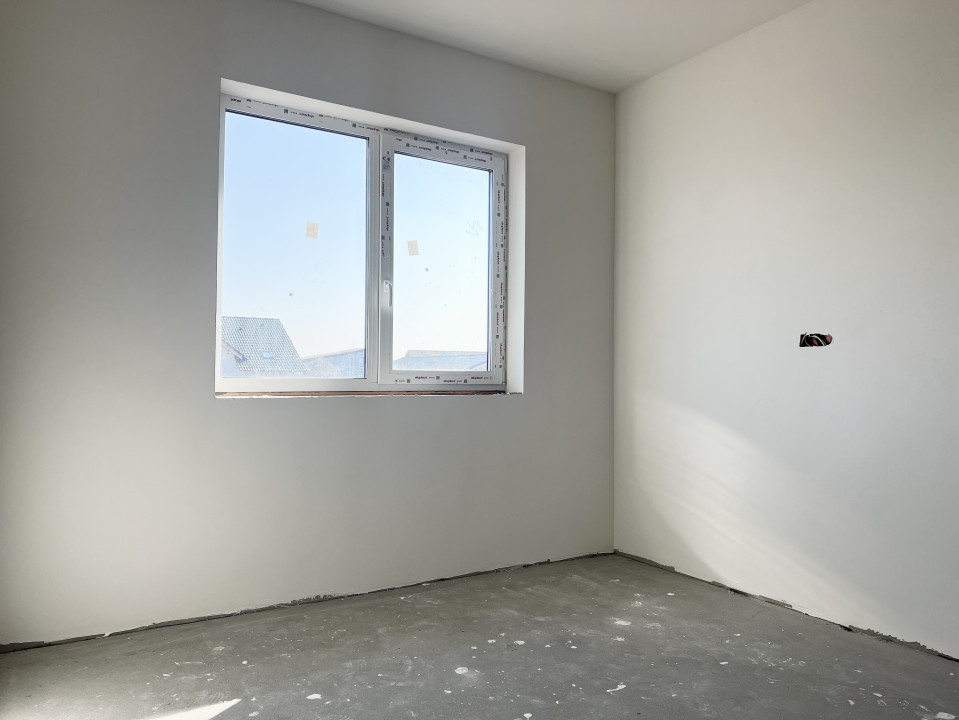 Duplex, 95mp Utili, 365mp Teren, 4 camere, Constructie noua - Sacalaz