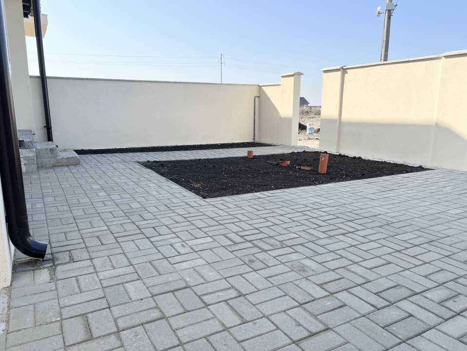 Duplex, 95mp Utili, 365mp Teren, 4 camere, Constructie noua - Sacalaz