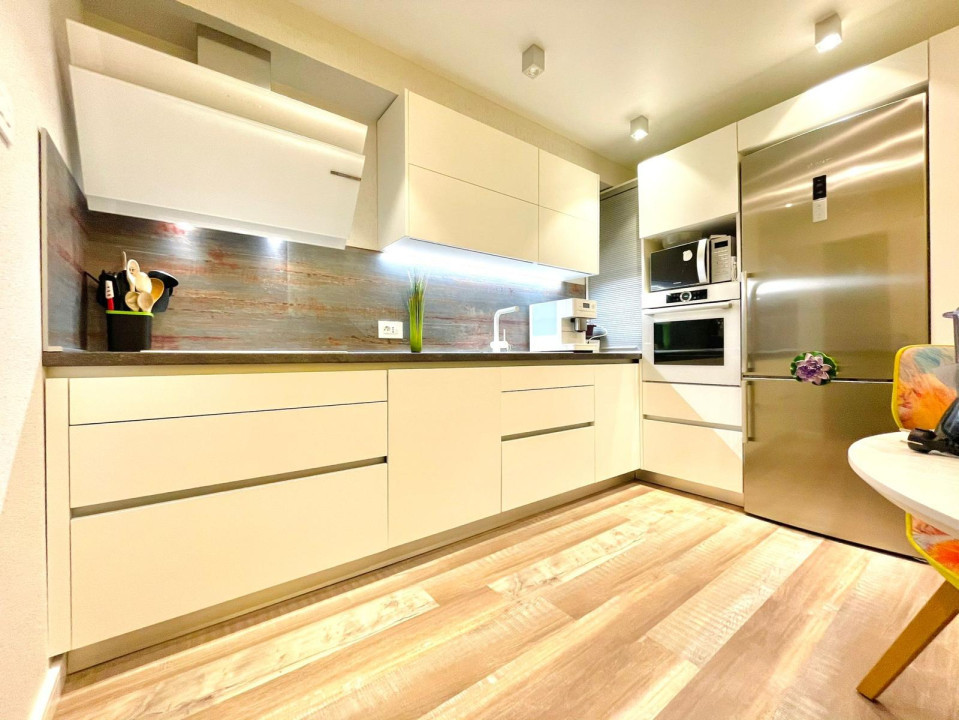 Casa individuala, 166 mp, teren 470mp, P+1- Zona Mehala -Comision 0%