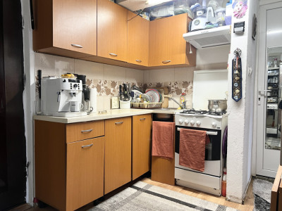 Apartament 1 camera, 34mp utili, Etaj 3 - Pozitie Centrala