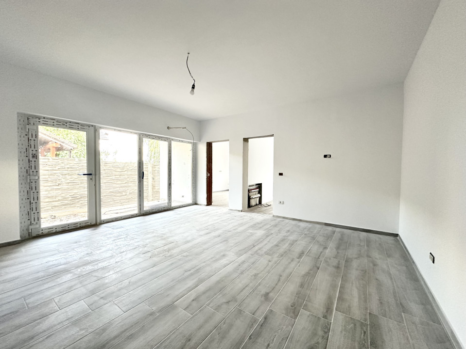Duplex 3 camere, 90 mp utili, 340 mp teren, locatie ideala - Sanandrei