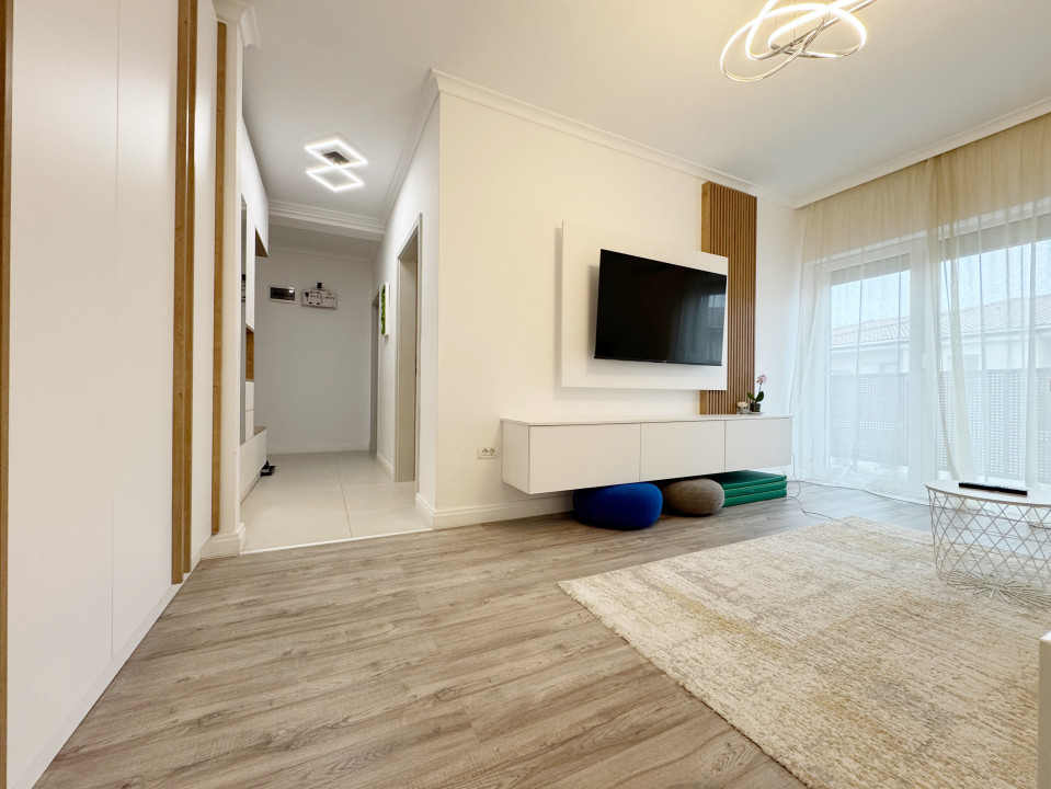 Apartament 3 camere, semidecomandat, 63mp utili, 8mp balcon -Chisoda