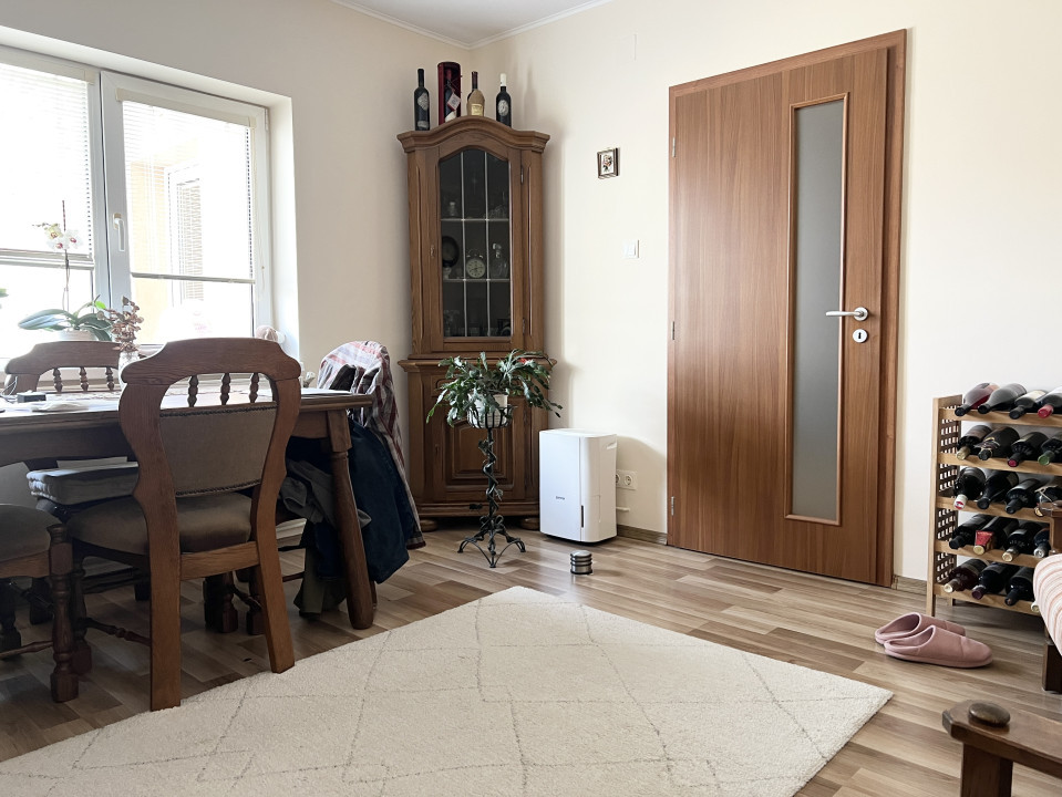 Casa Individuala, 100mp utili, Teren 203mp, 4 camere - Cetatii