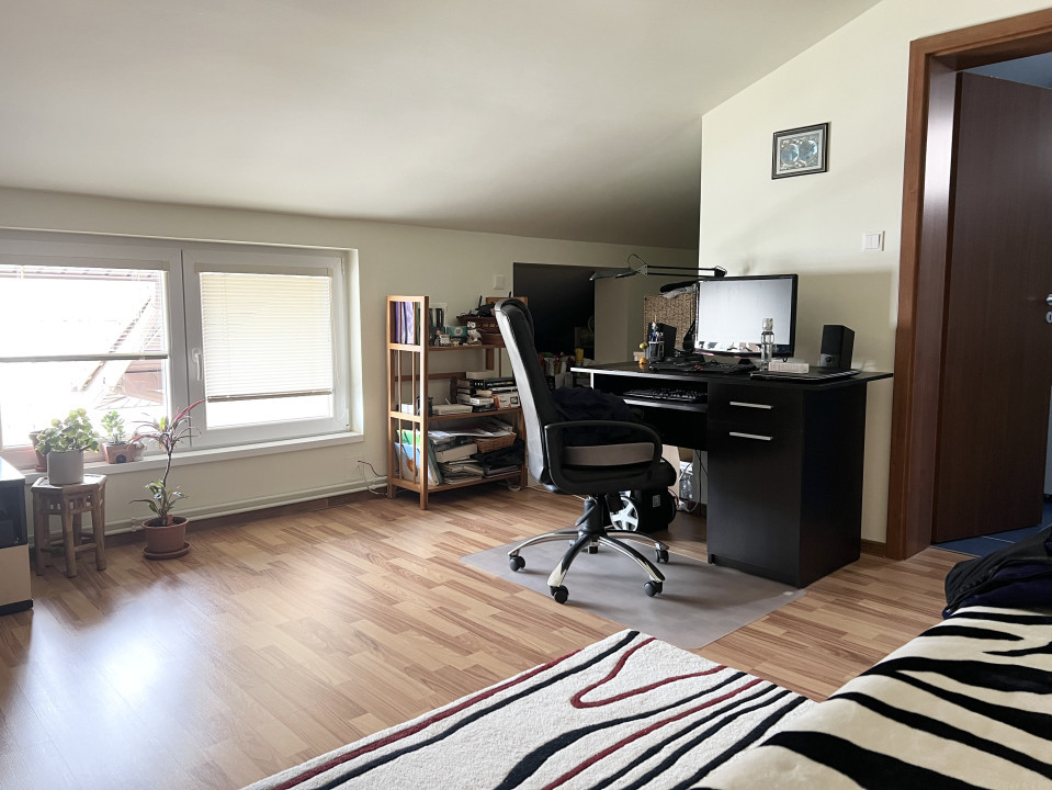 Casa Individuala, 100mp utili, Teren 203mp, 4 camere - Cetatii