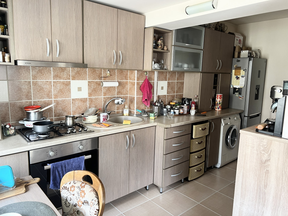 Casa Individuala, 100mp utili, Teren 203mp, 4 camere - Cetatii