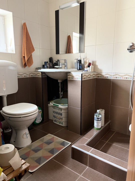 Casa Individuala, 100mp utili, Teren 203mp, 4 camere - Cetatii