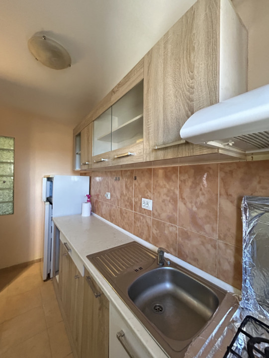 Apartament 2 camere, complet mobilat si utilat in COMPLEXUL STUDENTESC