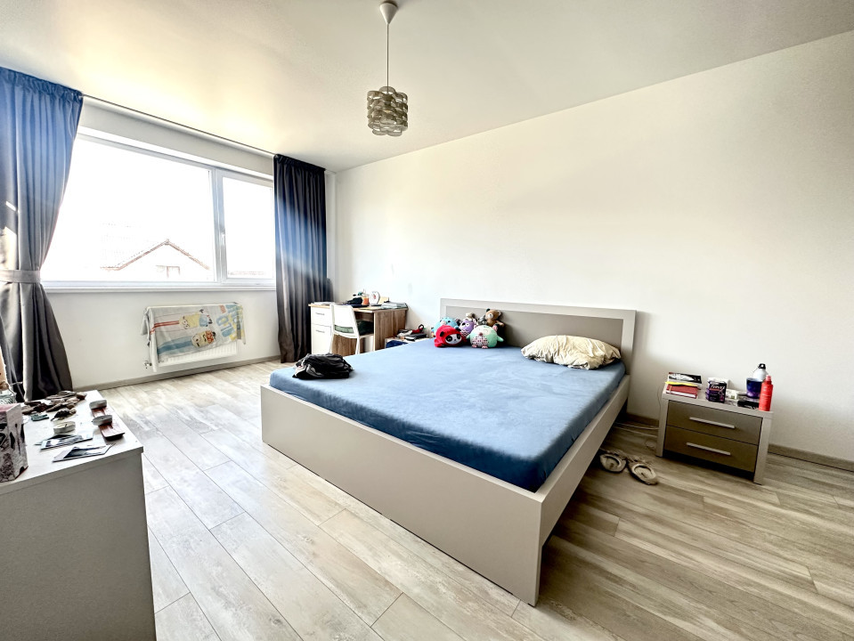 Triplex 4 camere, 117 mp utili, 250 mp teren, Dumbravita 