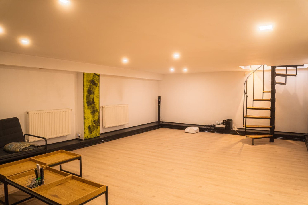 Apartament 4 camere, 130mp utili, garaj , parter - Fabrica de bere