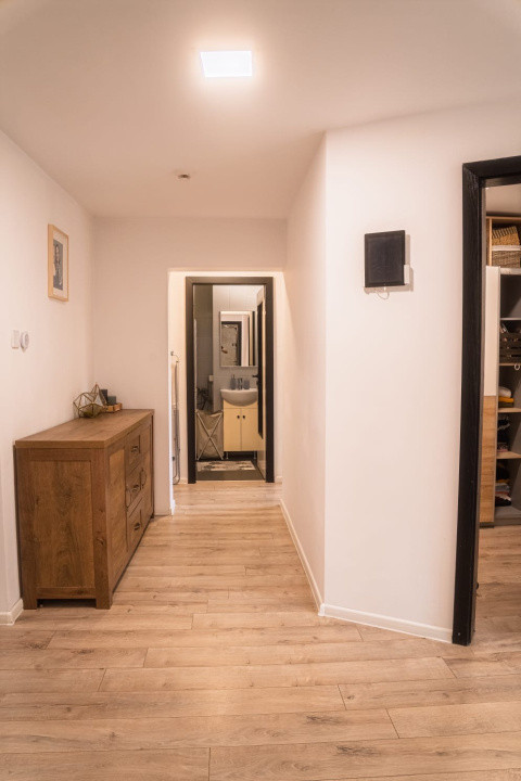 Apartament 4 camere, 130mp utili, garaj , parter - Fabrica de bere