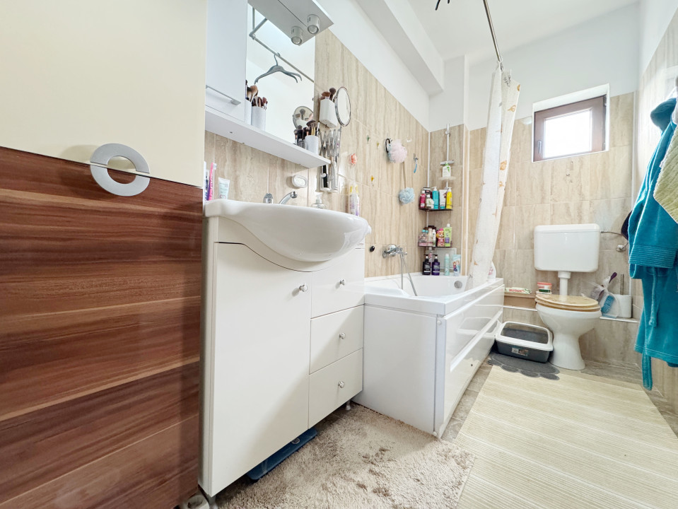 Apartament 3 camere, 2 bai, 72mp + terasa, etaj 2/3 -Giroc