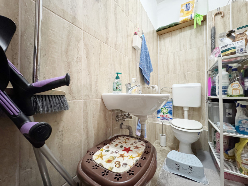 Apartament 3 camere, 2 bai, 72mp + terasa, etaj 2/3 -Giroc