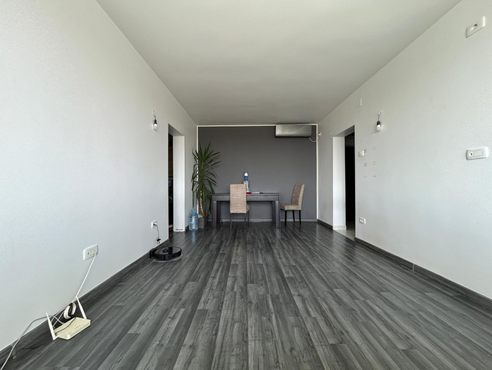 Apartament 2 camere, semidecomandat, 44mp, balcon spatios si boxa, Calea Sagului