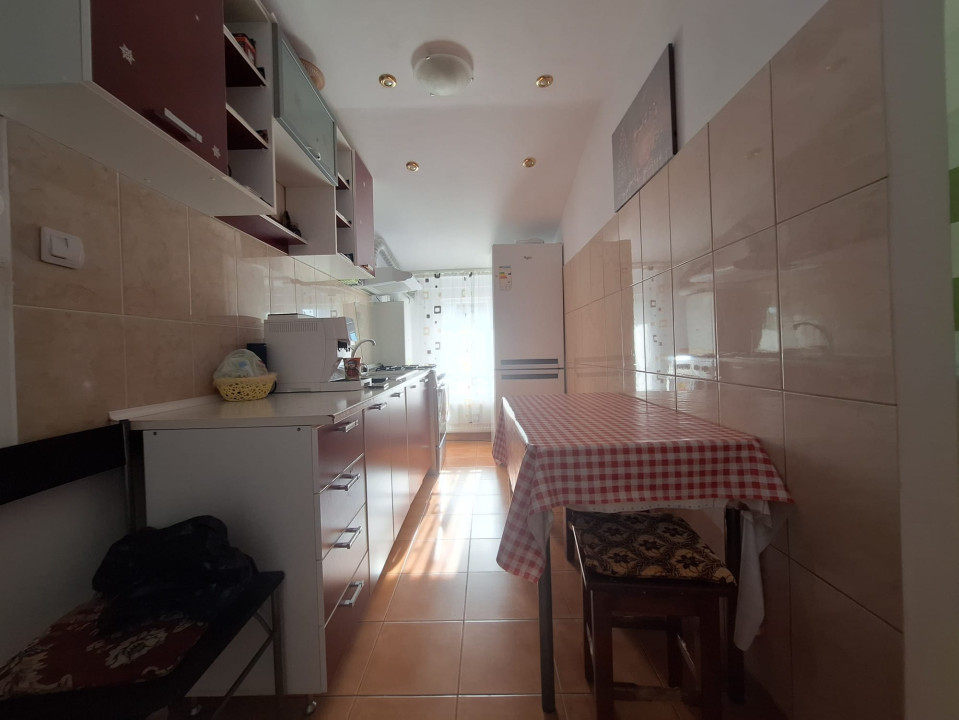 Apartament 2 camere, decomandat, 42 mp, Girocului