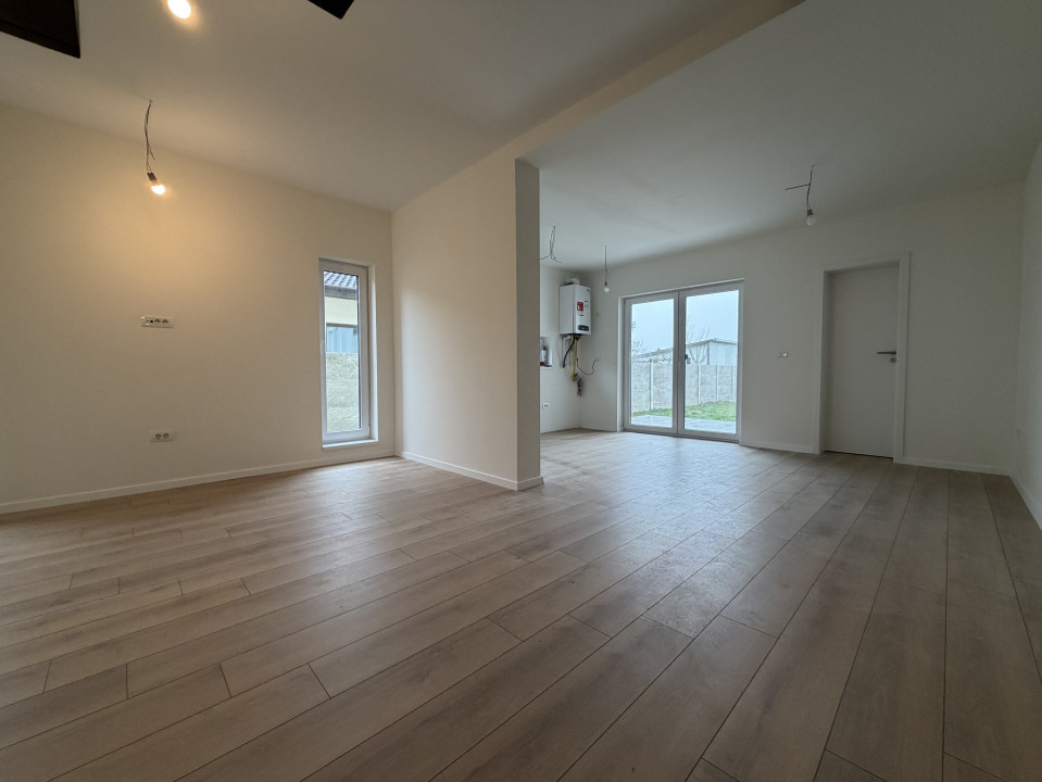 Duplex 4 camere, P+M, 100 mp utili, 20mp terase - Sag