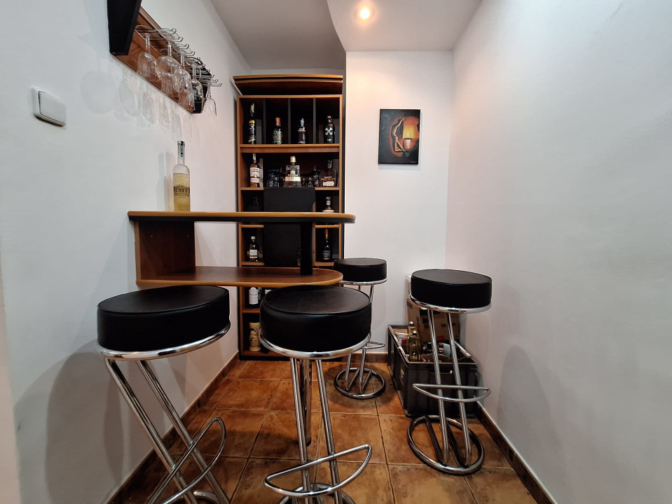 Apartament 3 camere, 63,3 mp, decomandat, la parter, zona Spitalului Judetean