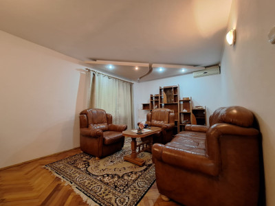 Apartament 3 camere, 63,3 mp, decomandat, la parter, zona Spitalului Judetean